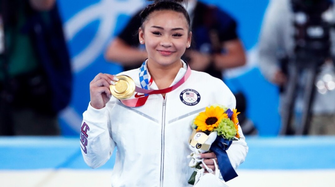 Η Ολυμπιονίκης των ΗΠΑ στο Τόκιο, Σουνίσα Λι