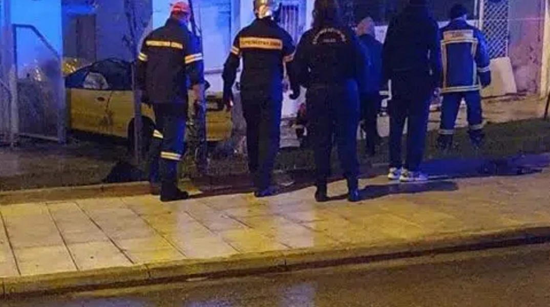Πάτρα: Αυτοκίνητο μπήκε μέσα σε σπίτι μετά από τροχαίο – Αυτοψία στο σημείο του ατυχήματος