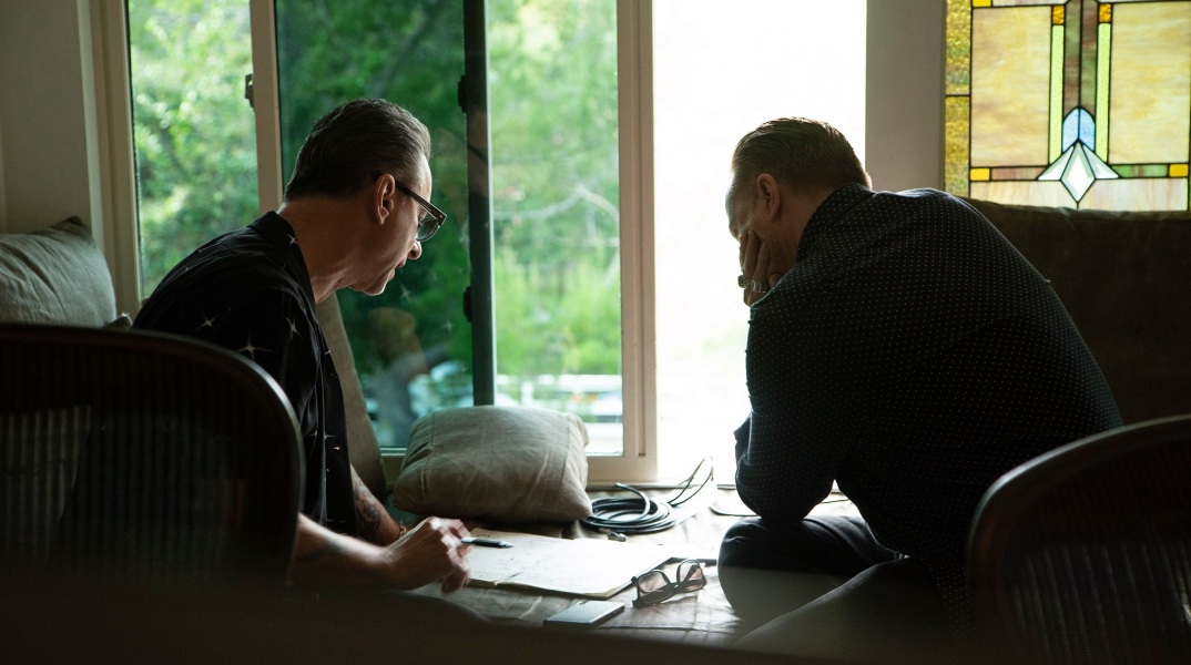 Ο Dave Gahan και ο Rich Machin σε στούντιο ηχογραφήσεων