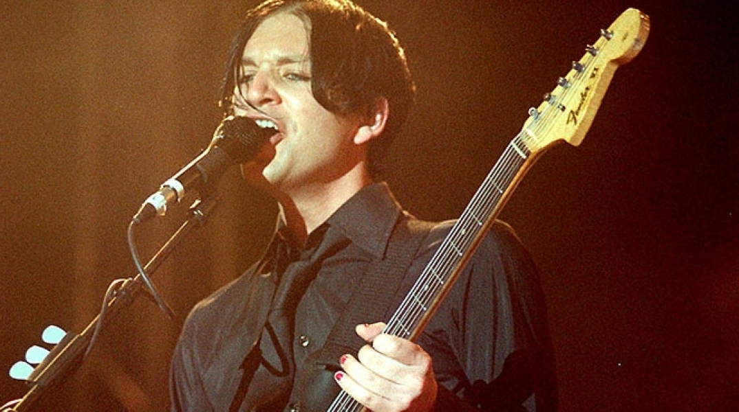Placebo - Brian Molko - Στιγμιότυπο από τη συναυλία του γκρουπ στην Ελλάδα το 1999