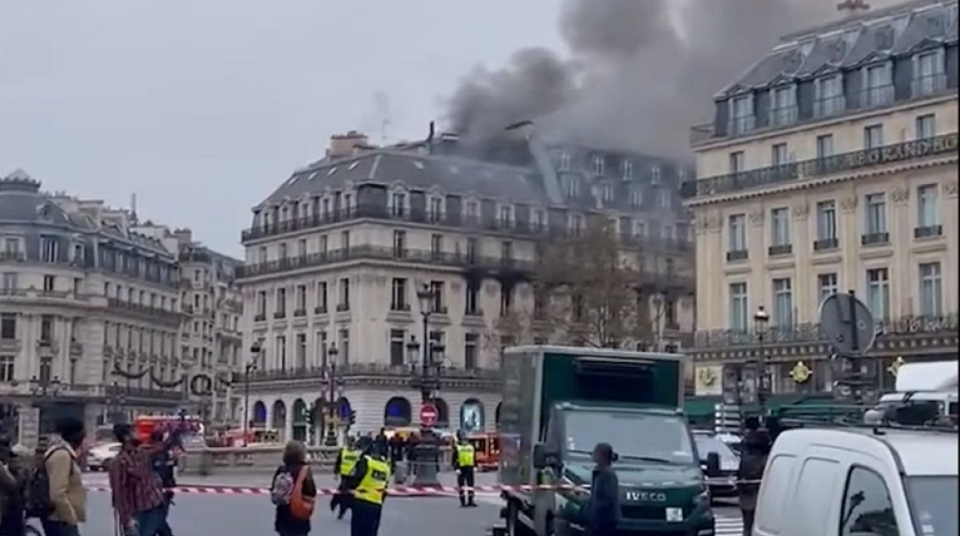 Γαλλία: Πυρκαγιά σε κτίριο κοντά στην Πλας ντε λ’ Οπερά