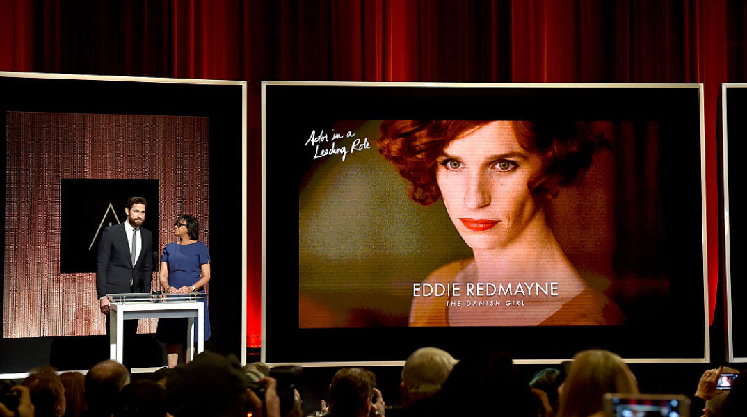 Eddie Redmayne: «Ήταν λάθος που υποδύθηκα την τρανς γυναίκα στο Danish Girl»