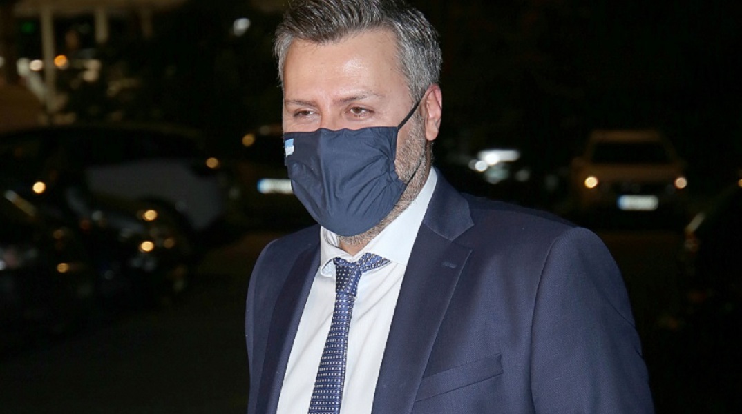 Γιάννης Καλλιάνος: Στο νοσοκομείο οι γονείς του με κορωνοϊό