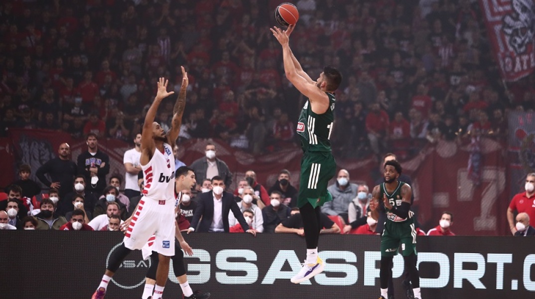 Ολυμπιακός – Παναθηναϊκός 76-81