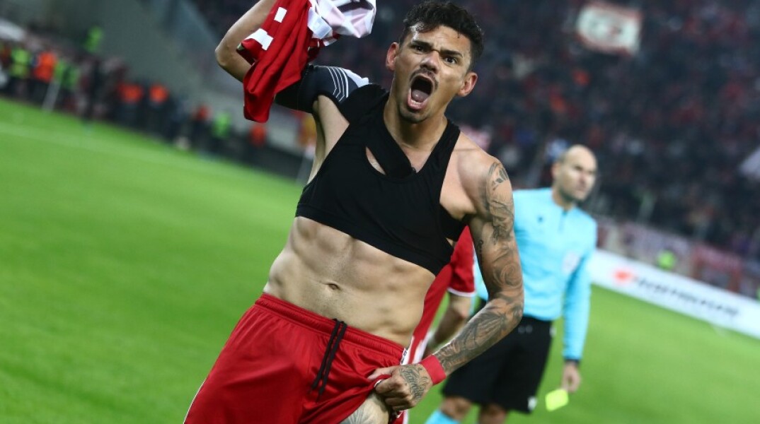 Τεράστια νίκη-πρόκριση για τον Ολυμπιακό επί της Φενέρμπαχτσε