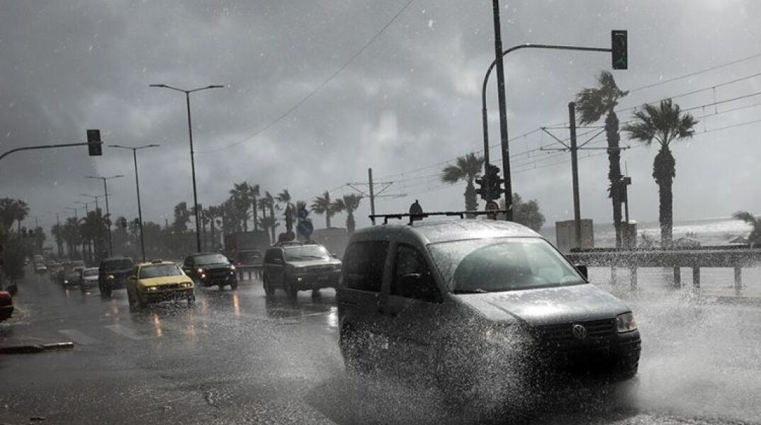 Καιρός – Meteo: Νέα επιδείνωση τις επόμενες ώρες – Πού θα σημειωθούν ισχυρές καταιγίδες