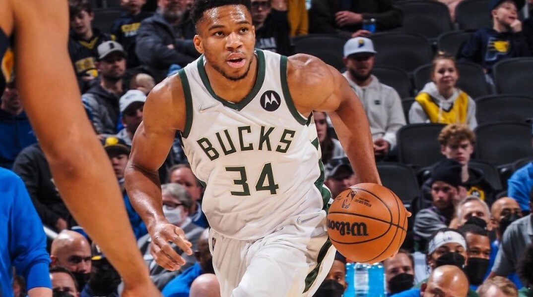 Νίκησαν και τους Πέισερς οι Μπακς του Γιάννη Αντετοκούνμπο