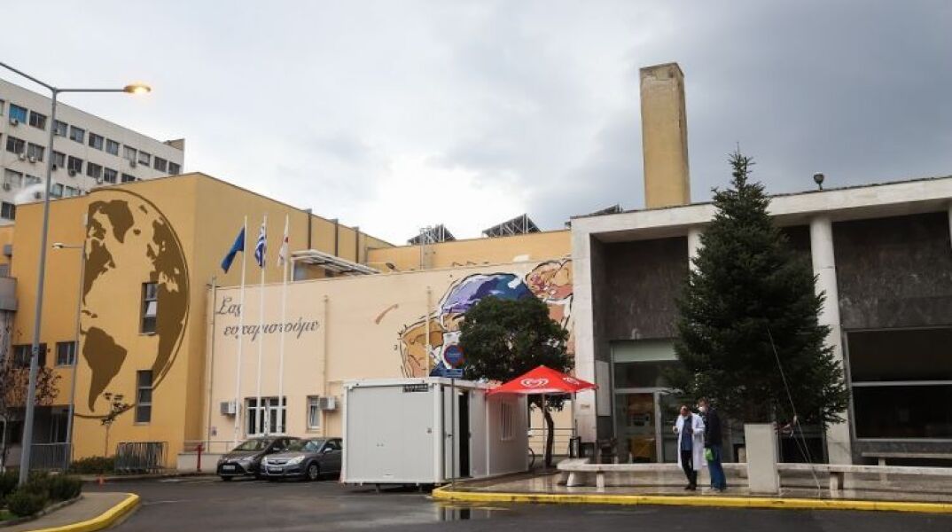 Θεσσαλονίκη: Πέθανε 46χρονος ανεμβολίαστος - Γιατρός τον προέτρεπε να μην πάει στο νοσοκομείο