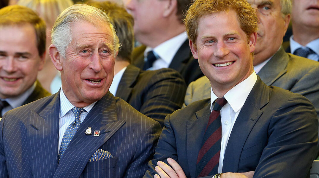 Ο Κάρολος έκανε το ρατσιστικό σχόλιο για το χρώμα του γιου της Μέγκαν Μαρκλ