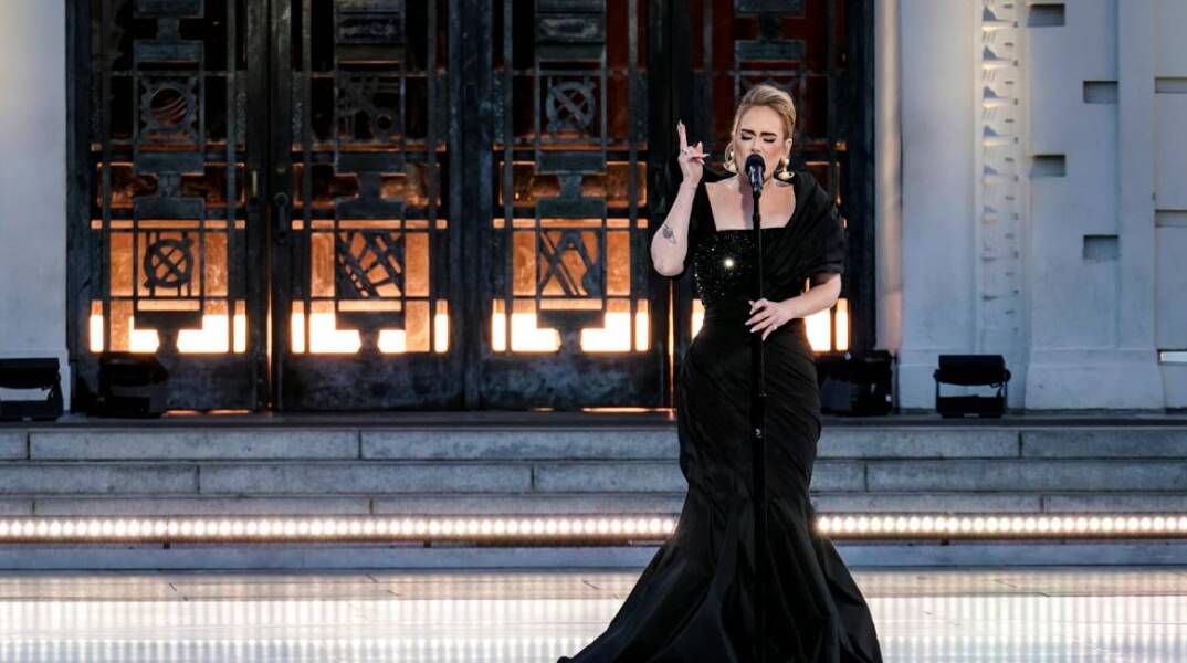Η Adele σε συναυλία για το CBS Television Network