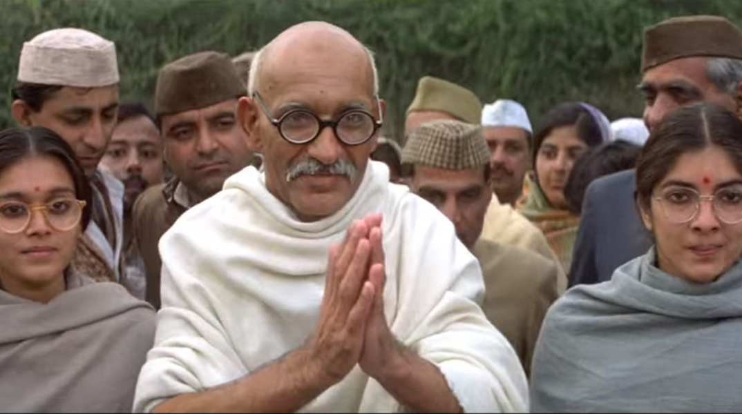 Τι Να Δω Σήμερα: "Gandhi" του Ρίτσαρντ Ατένμπορο