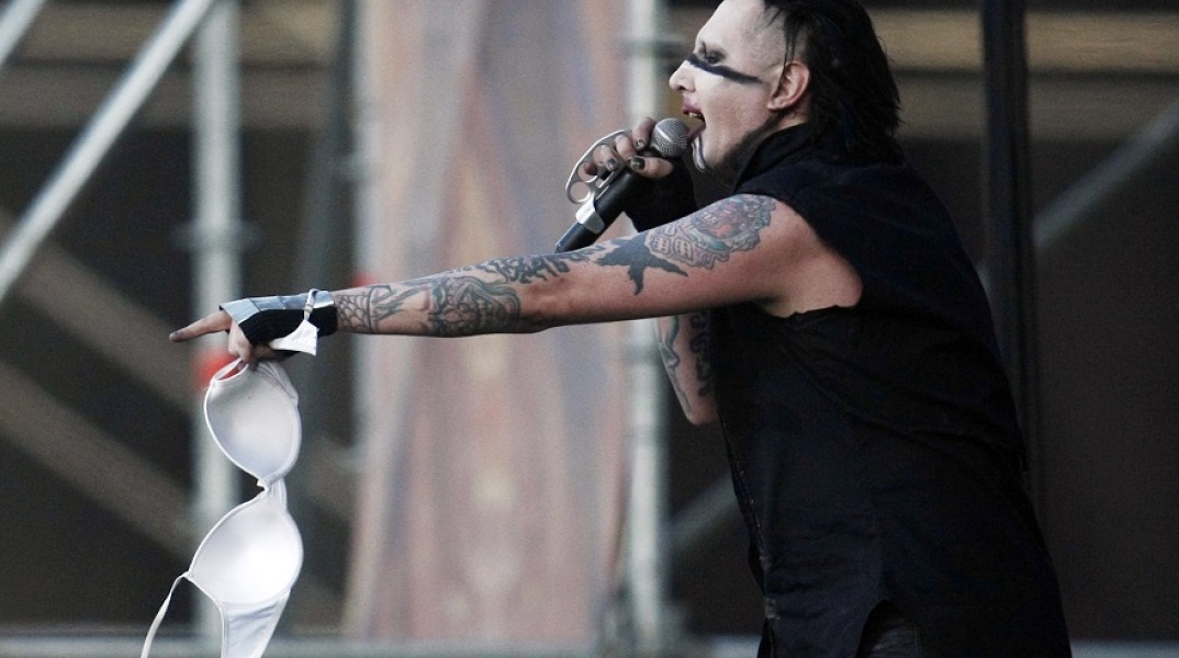 Marilyn Manson: H αστυνομία έκανε έφοδο στο σπίτι του μετά τις κατηγορίες για σεξουαλικά εγκλήματα