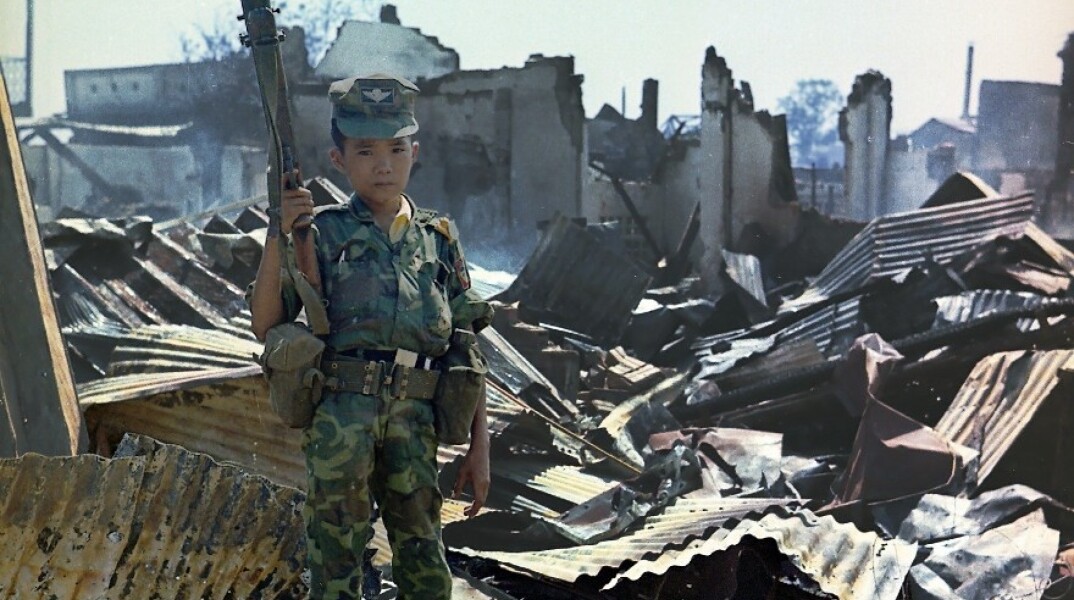 Παιδί με όπλο