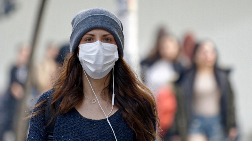 ΠΟΥ: Καθησυχαστικές οι πρώτες ενδείξεις για τη μετάλλαξη Όμικρον  