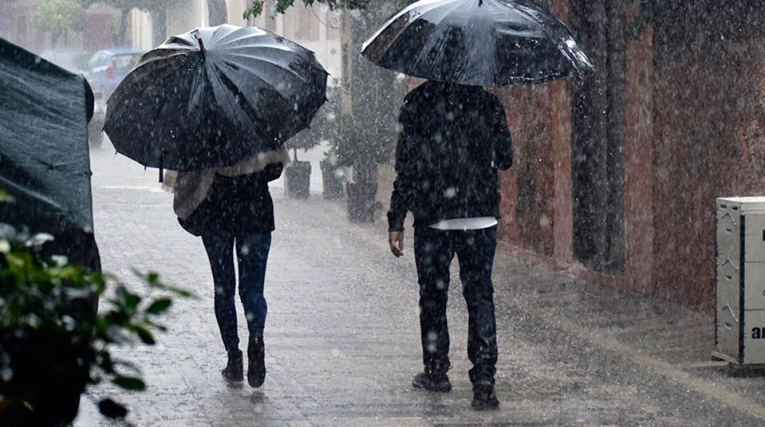 Καιρός: Βροχές και καταιγίδες την Παρασκευή 