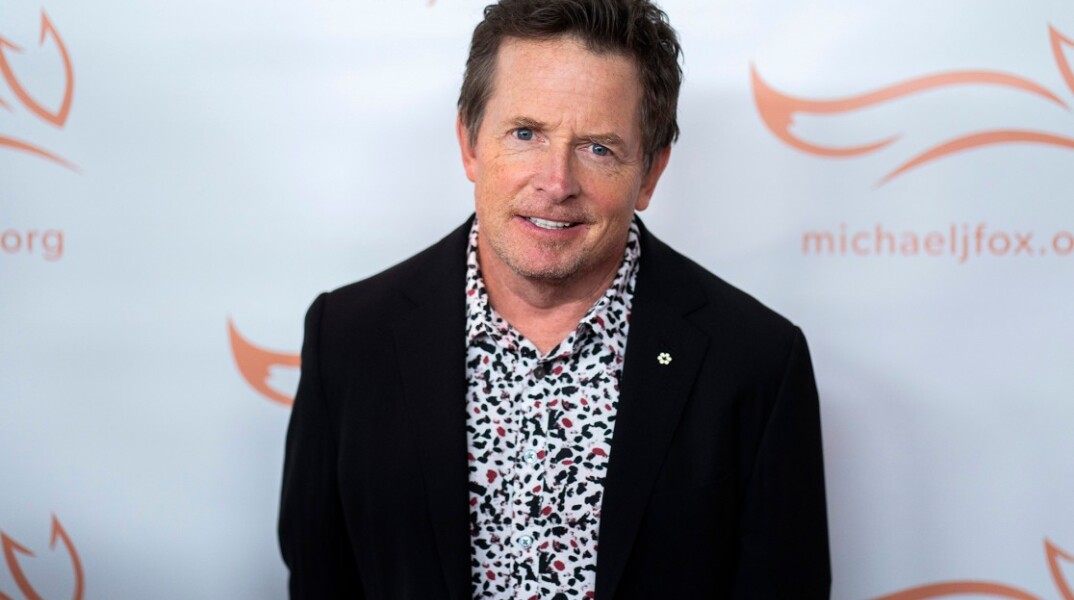 Ο Μάικλ Τζέι Φοξ μιλά δημόσια για τα νέα προβλήματα υγείας και τη μάχη με το Πάρκινσον