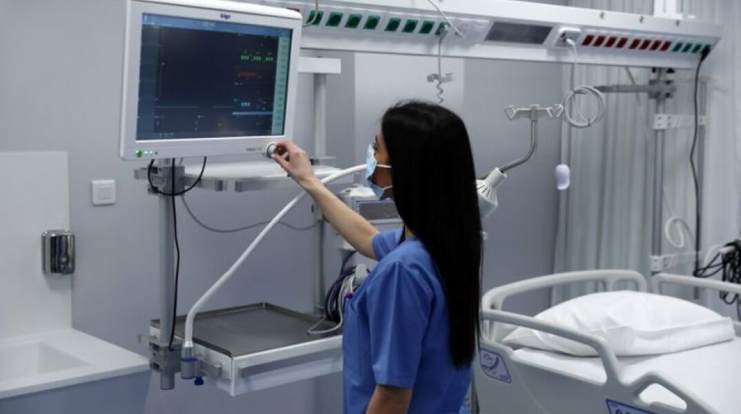 Γώγος: Οι περισσότεροι εμβολιασμένοι που νοσούν έχουν περάσει τους 4 μήνες και είναι κοντά στους 6 