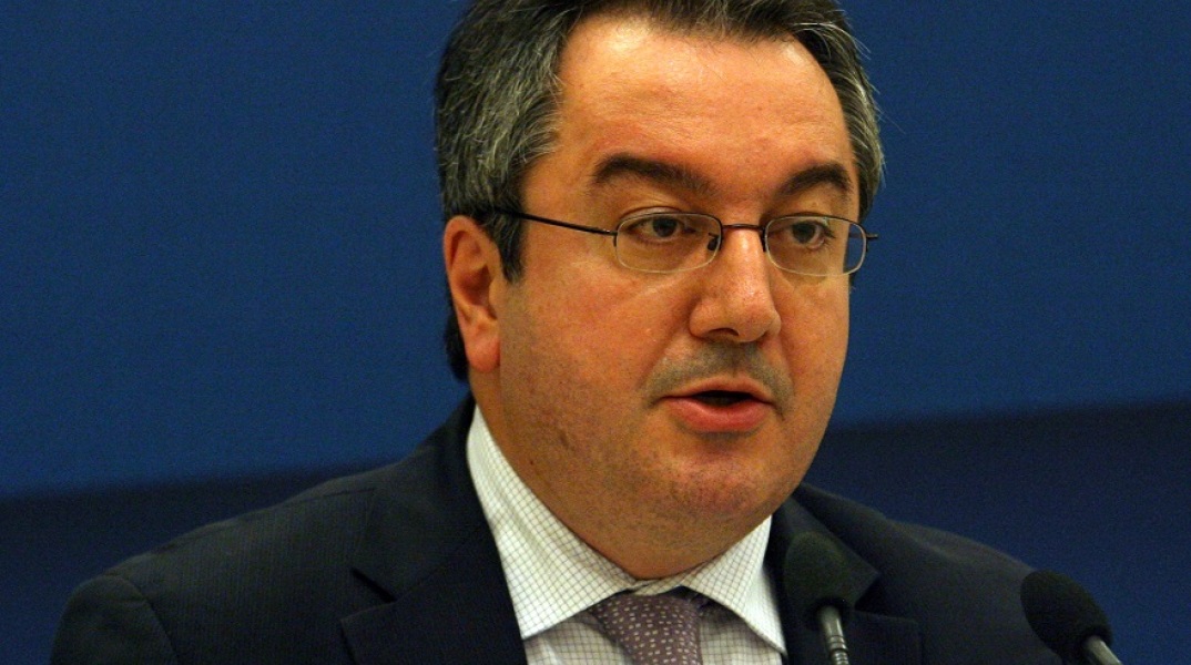 O καθηγητής κ. Ηλίας Μόσιαλος 