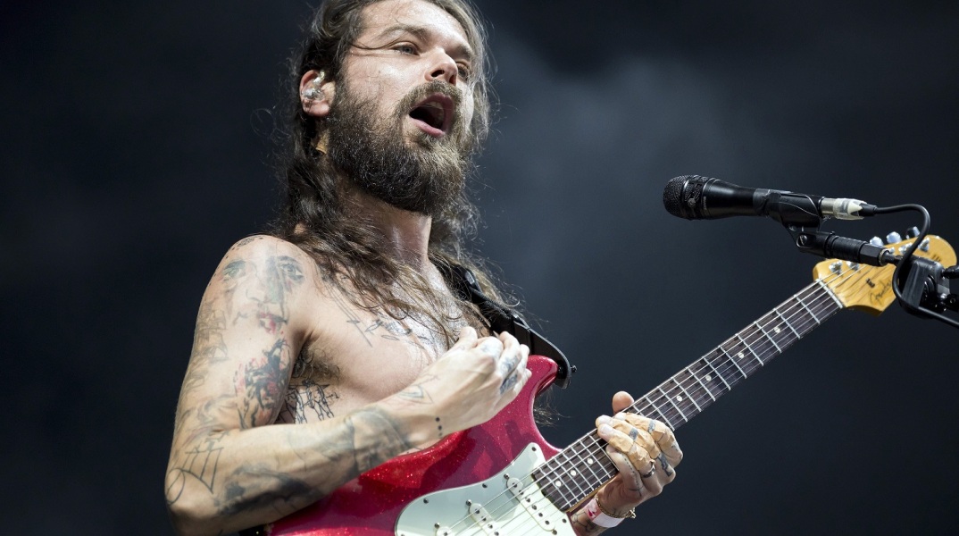 O τραγουδιστής και κιθαρίστας των Biffy Slyro, Simon Neil 