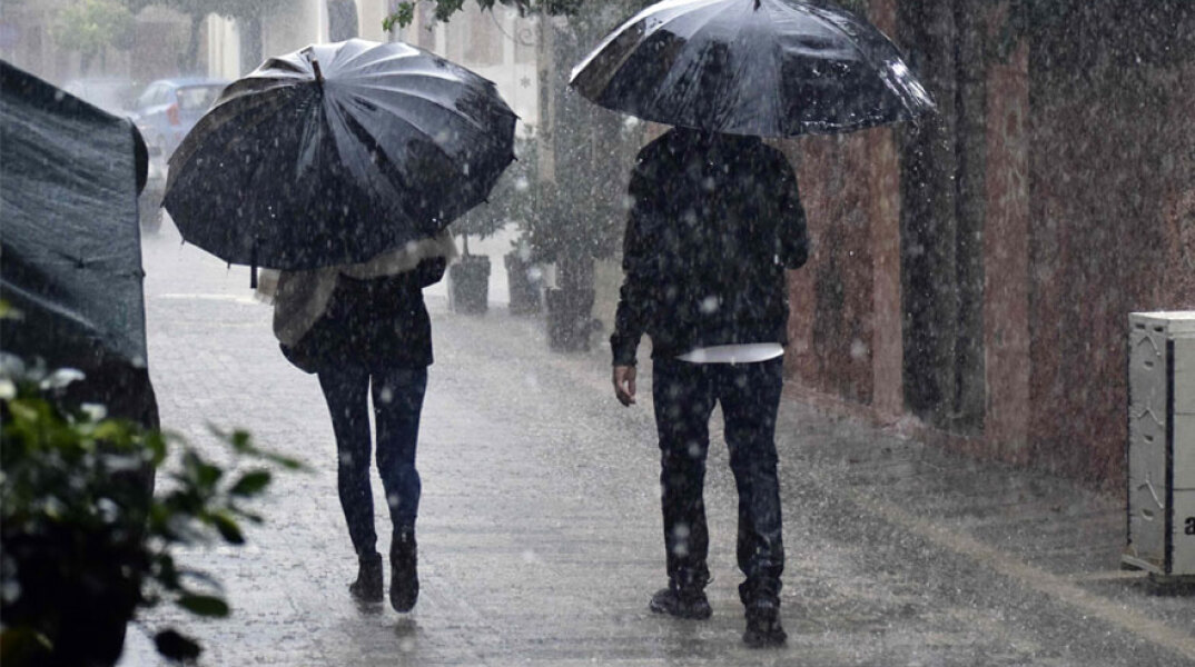 Καταιγίδες έχει ο καιρός αύριο Τρίτη (7/12), σύμφωνα με την πρόγνωση