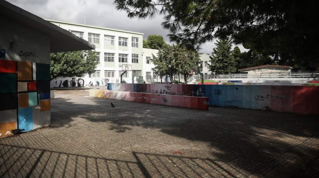 Ένταση έξω από το ΕΠΑΛ στο Αιγάλεω