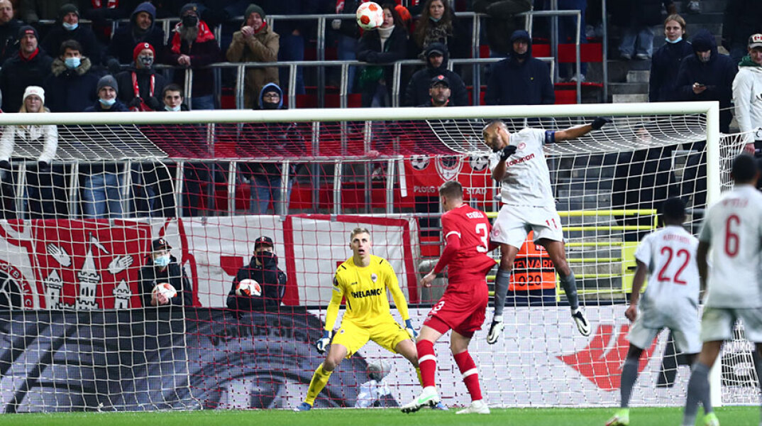 olympiakos-antberp.jpg