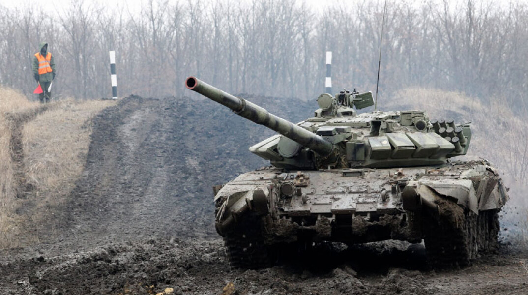 Άρμα μάχης των φιλορώσων στο Ντόνμπας της Ουκρανίας