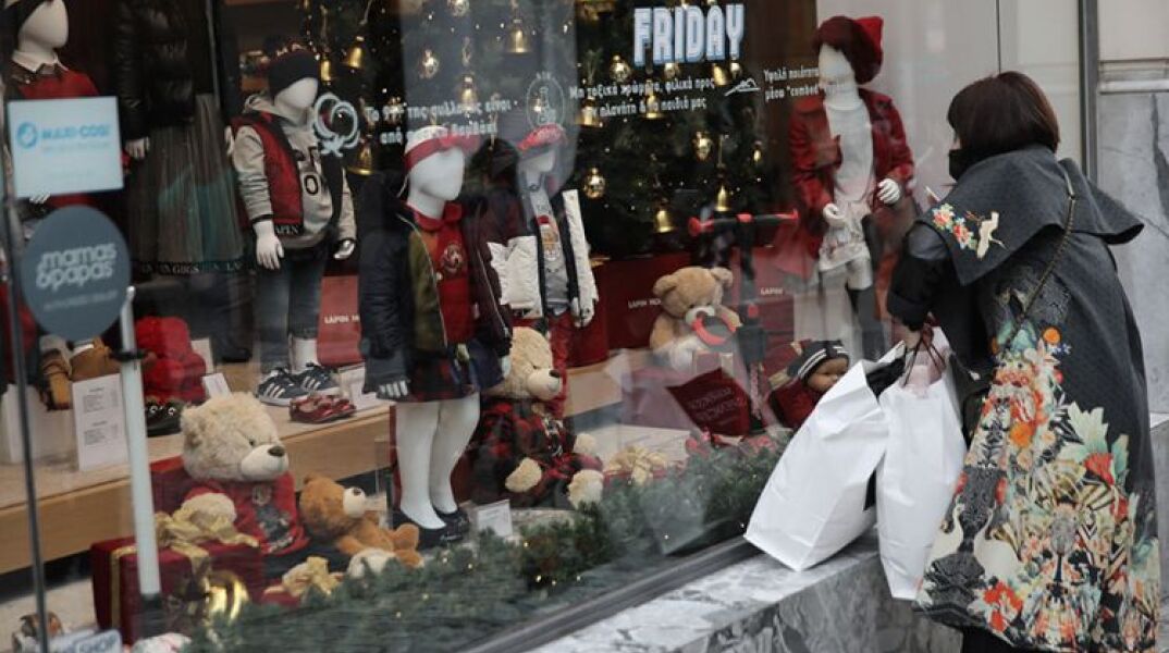 Ανοικτά θα είναι αύριο Κυριακή τα καταστήματα