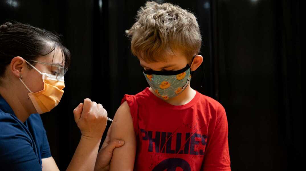 Αθηνά Λινού: «Τα εμβόλια στα παιδιά είναι πιο ασφαλή απ’ ότι στους μεγάλους»