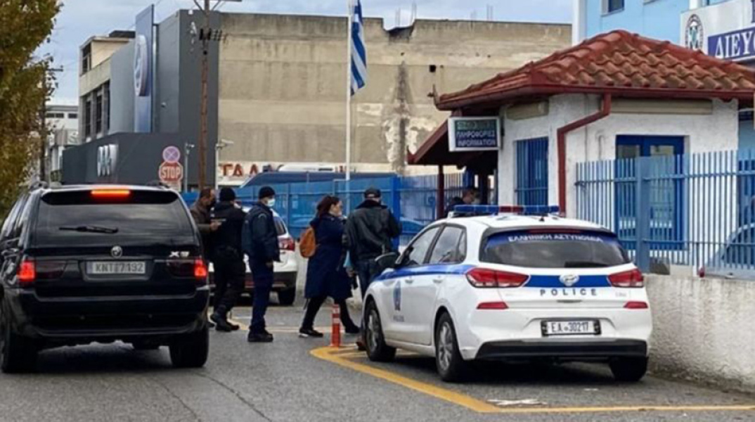 Ενώπιον του ανακριτή σήμερα οι 11 συλληφθέντες για την αρπαγή του γυμνασιάρχη Αιγινίου