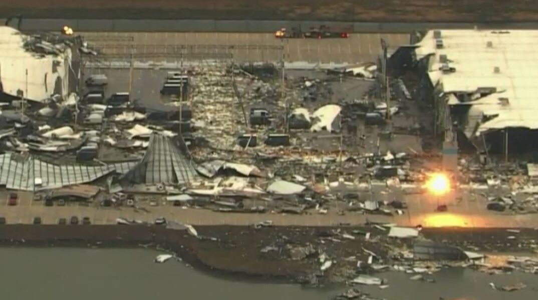 ΗΠΑ: Τουλάχιστον 6 νεκροί στην κατάρρευση μέρους αποθήκης της Amazon