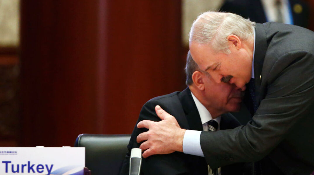 Ο Αλεξάντερ Λουκασένκο και ο Ρετζέπ Ταγίπ Ερντογάν 