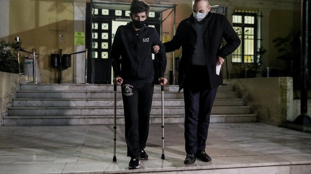 Στον Εισαγγελέα ο Μένιος Φουρθιώτης/ Φωτογραφία: EUROKINISSI/ ΓΙΑΝΝΗΣ ΠΑΝΑΓΟΠΟΥΛΟΣ 