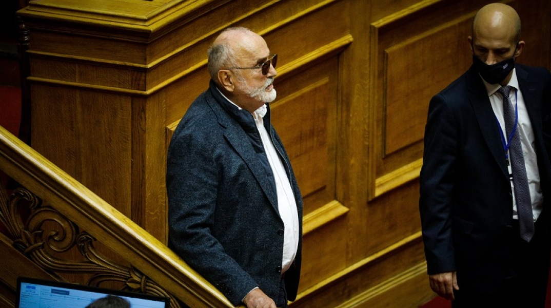 Διέγραψε τον Παναγιώτη Κουρουμπλή ο ΣΥΡΙΖΑ