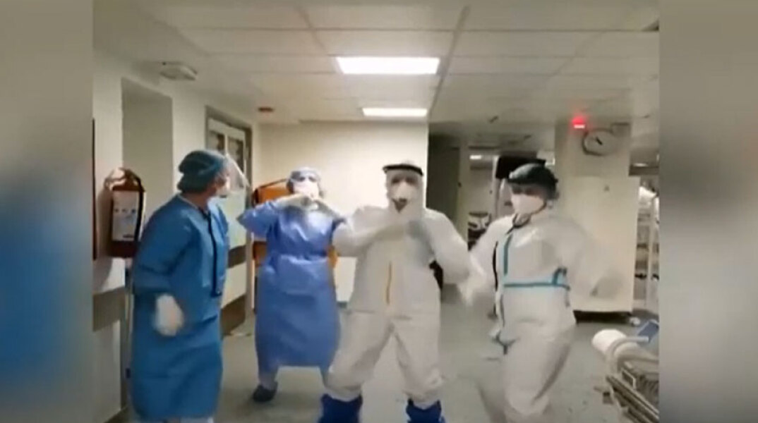 Viral οι νοσηλεύτριες που χορεύουν στον ρυθμό του «Δυνατά τα τα»