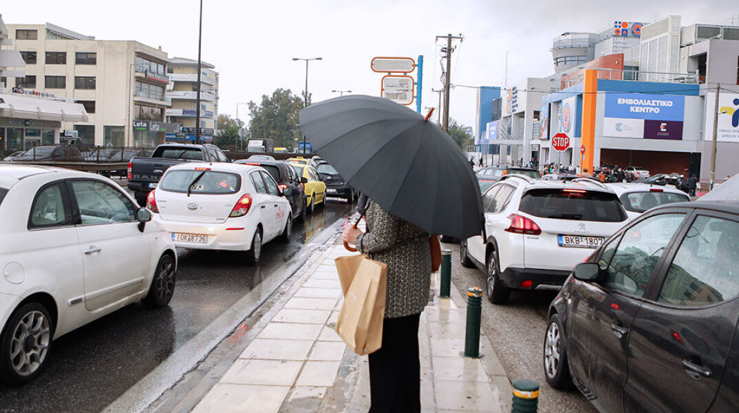 Καιρός: Άνοδος της θερμοκρασίας – Πού θα βρέξει τη Δευτέρα
