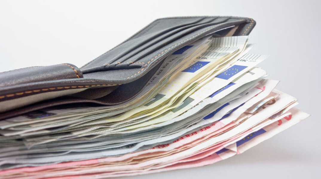 Συντάξεις Ιανουαρίου 2022 και επιδόματα 2021 από ΕΦΚΑ και ΟΑΕΔ πληρώνονται αυτήν την εβδομάδα