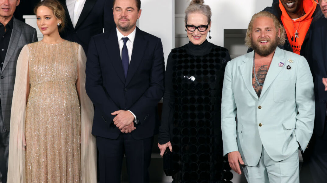 Λεονάρντο Ντι Κάπριο: Βούτηξε σε παγωμένη λίμνη για να σώσει 2 σκυλιά που πνίγονταν