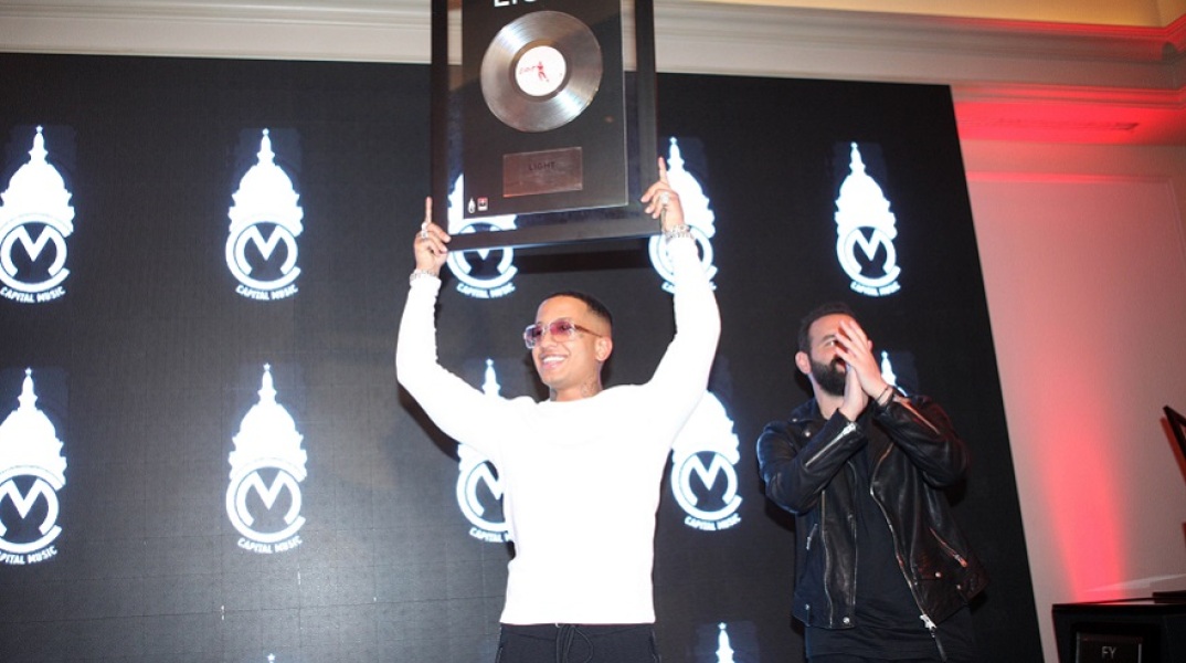 Συναυλία στις φυλακές Αυλώνας από τον Light