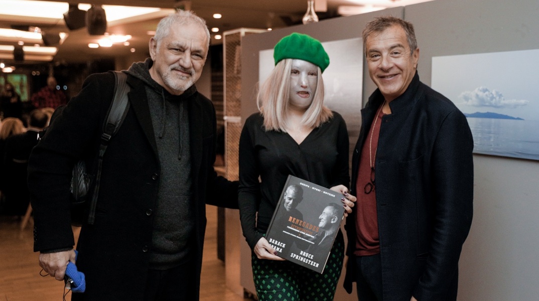 Νίκος Πορτοκάλογλου, Ιωάννα Παλιοσπύρου, Σταύρος Θεοδωράκης