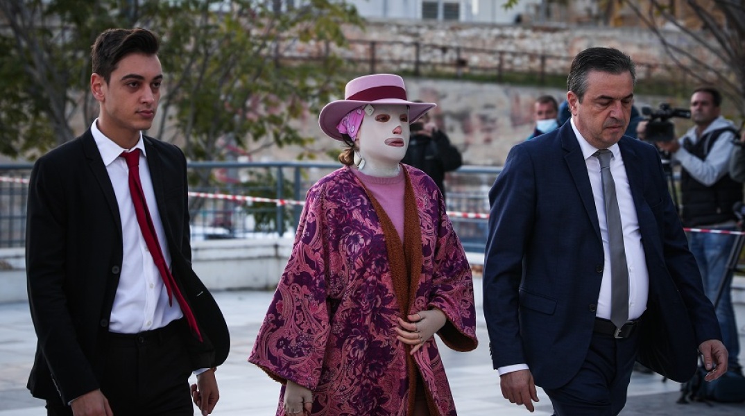 Ιωάννα Παλιοσπύρου: Θα δείξω το πρόσωπό μου μόλις είμαι έτοιμη