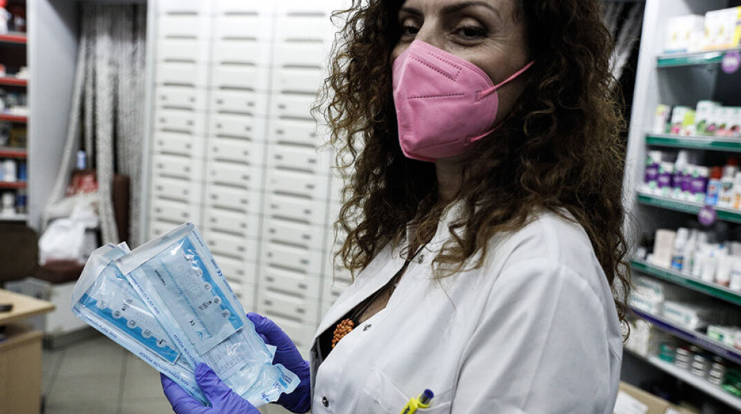 Self test για κορωνοϊό από φαρμακείο