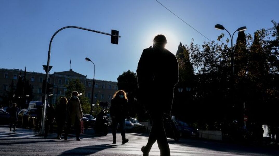 Αντιπρόεδρος της Επιτροπής Εμπειρογνωμόνων: Αναμένουμε γύρω στα 10.000 κρούσματα ημερησίως