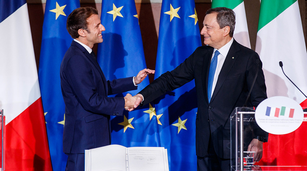 Ο Εμανουέλ Μακρόν και ο Μάριο Ντράγκι