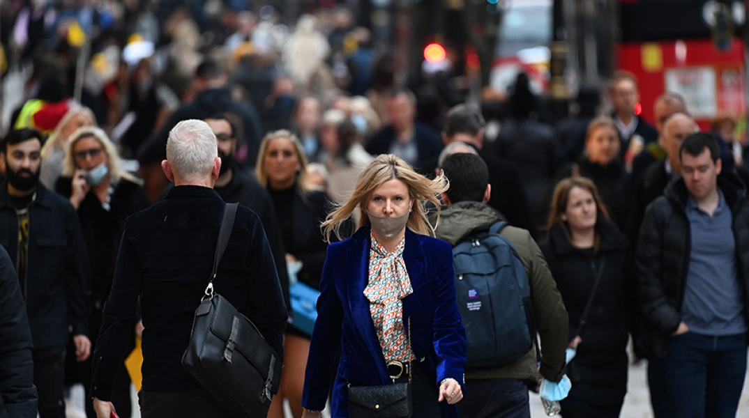 Μετάλλαξη Όμικρον: Νέα μελέτη για τον κίνδυνο νοσηλείας