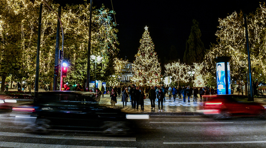 Νέα μέτρα στην Ελλάδα στη «σκιά» της μετάλλαξης Όμικρον
