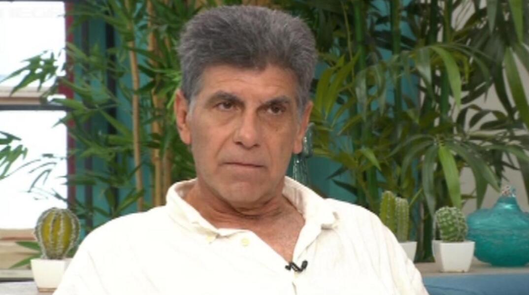 Απασφάλισε ο Γιάννης Μπέζος: «Μεσαίωνας και σκοταδισμός από αυτούς που έχουν φάει πολλή φάπα»