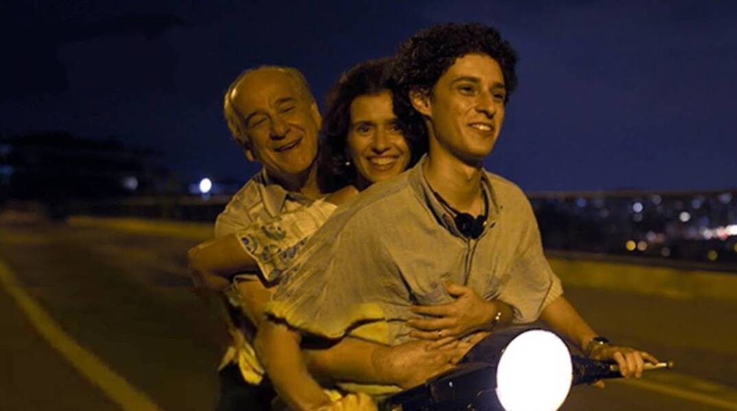 Το χέρι του θεού: Η ταινία του Sorrentino στο Netflix