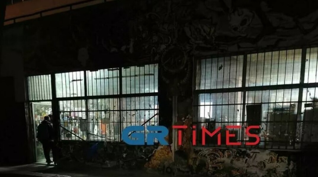 ΑΠΘ: Έφοδος της αστυνομίας για εκκένωση κατάληψης