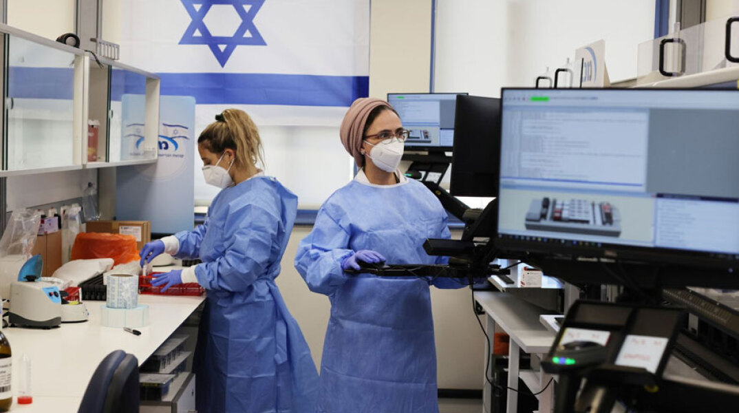 Εγκρίθηκε στο Ισραήλ η τέταρτη δόση εμβολίου στους άνω των 60 ετών